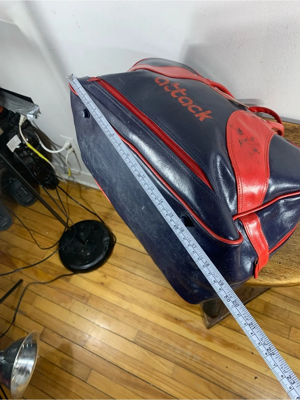 Large Vintage 70s gym soorts bag , weekender bowling duffle bag, unisex - Picture 10 of 13